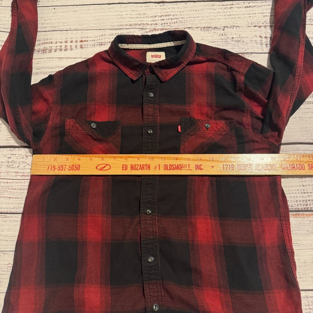Levi Shirt Button Down Standard Fit Pockets‎ Red Men's Size Large - Picture 8 of 12